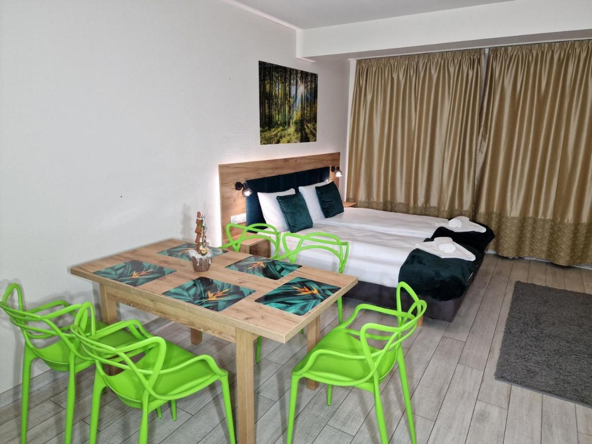 Agat Apartament Czarna Gora Sienna  Eksteriør billede